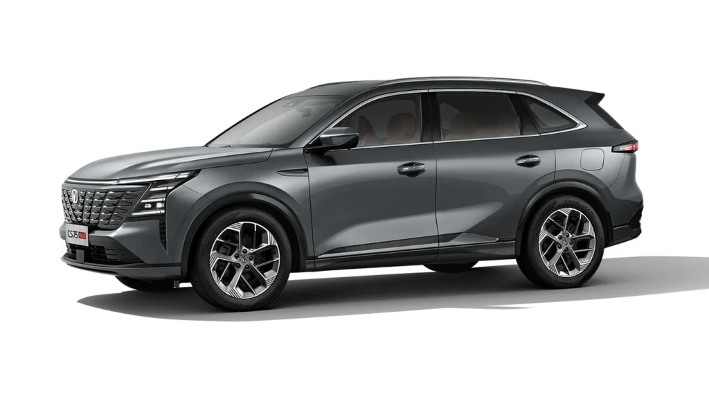 Changan CS75 Plus: family SUV without “Land Cruiser” money